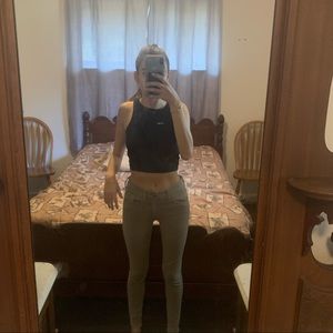 American eagle size 2 short jeggings, grey color